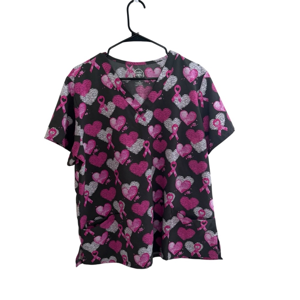 Divine Stretch Scrub Top Size 2X Pink Heart Ribbon Breast Cancer Awareness Nurse